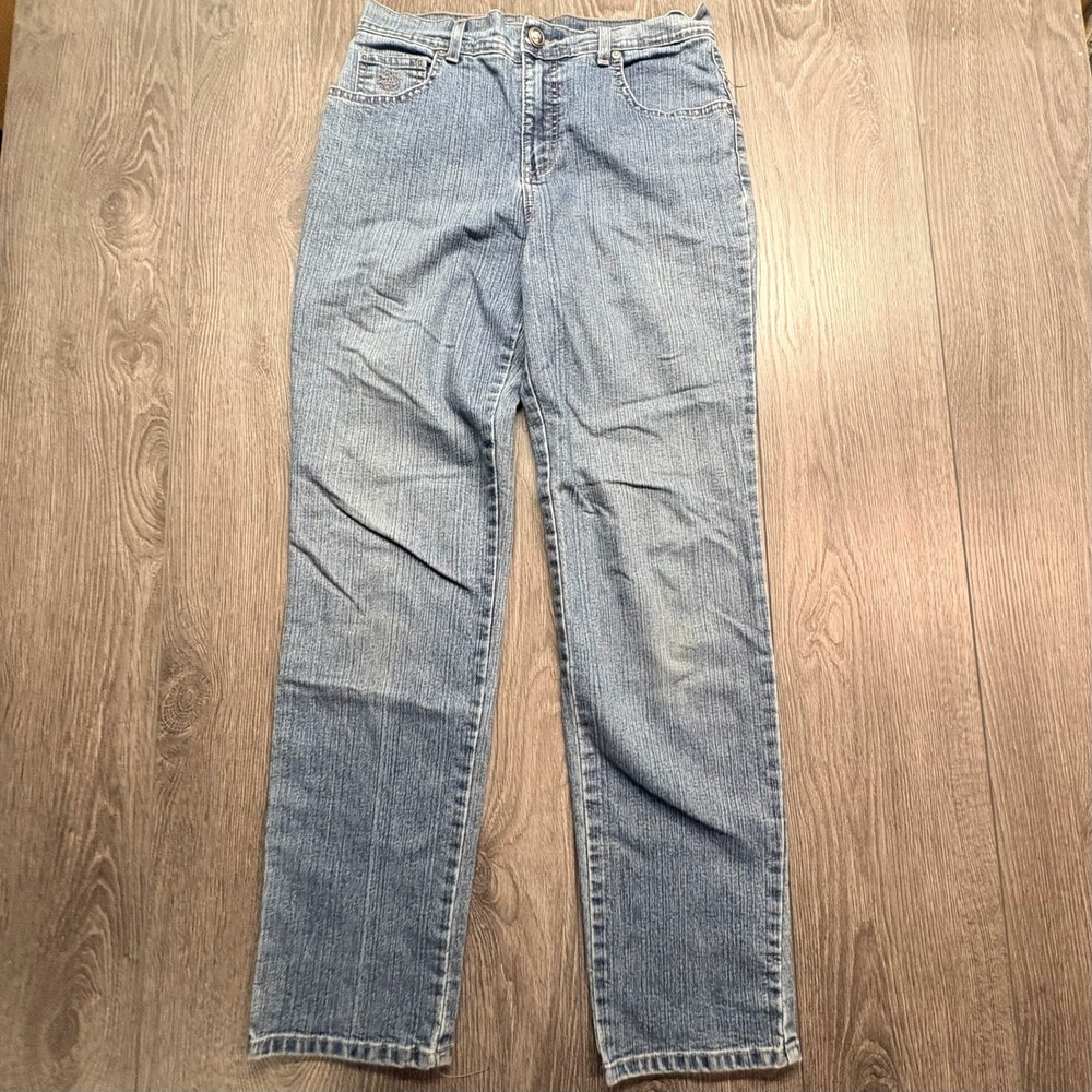 Gloria Vanderbilt Amanda Jeans Womens 8 Medium Wash Straight Leg Embroider Flap